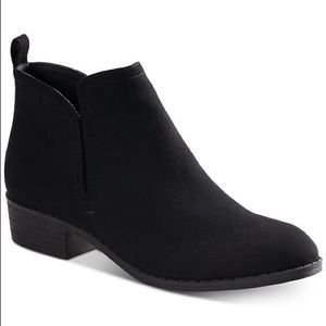 NWT American Rag CIE Ankle Boots